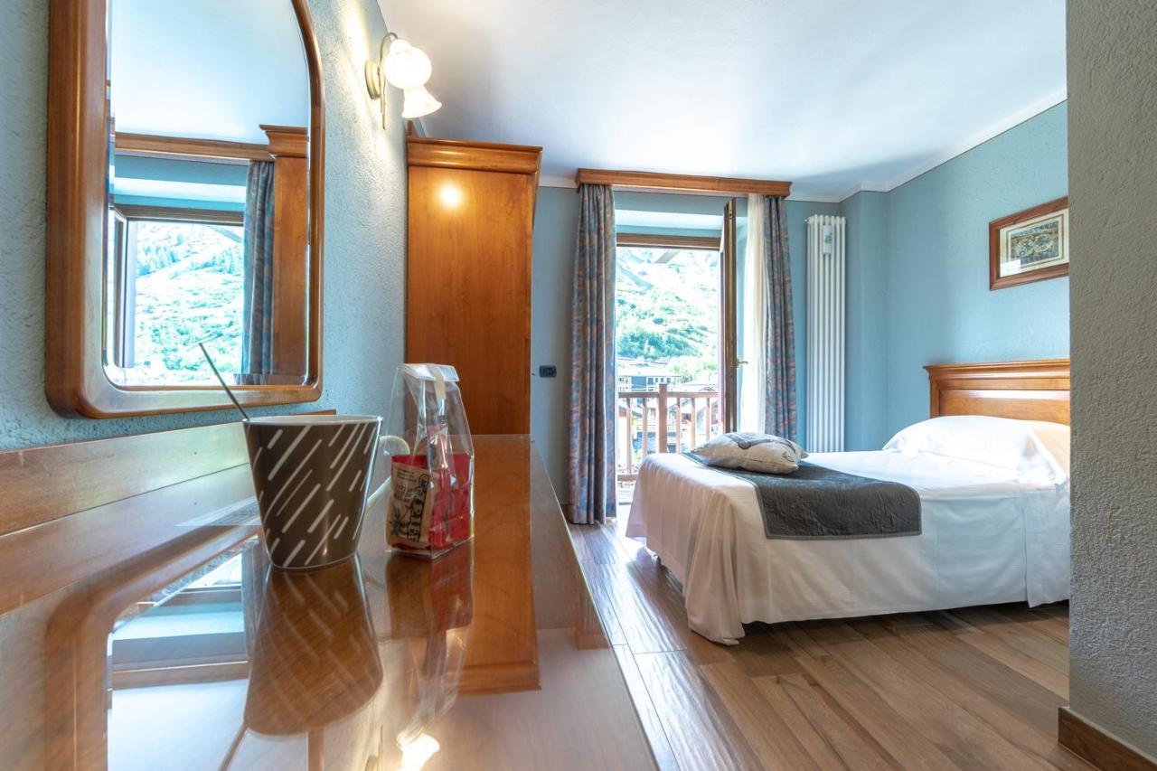 Hotel Du Glacier Ла-Тюйль Экстерьер фото